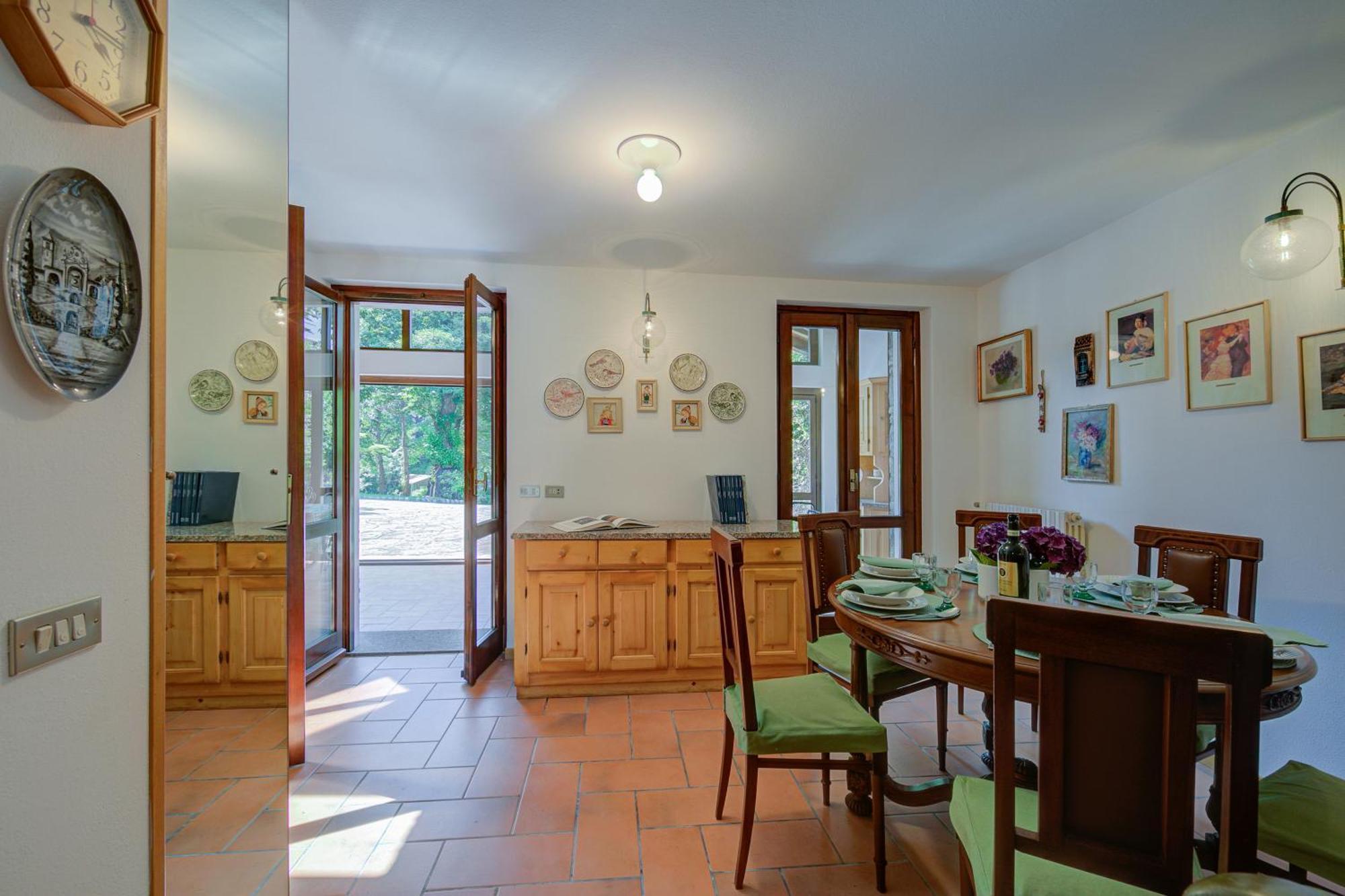 Villa Il Castagno Few Min From Beach - Happy Rentals Castelveccana Exteriér fotografie