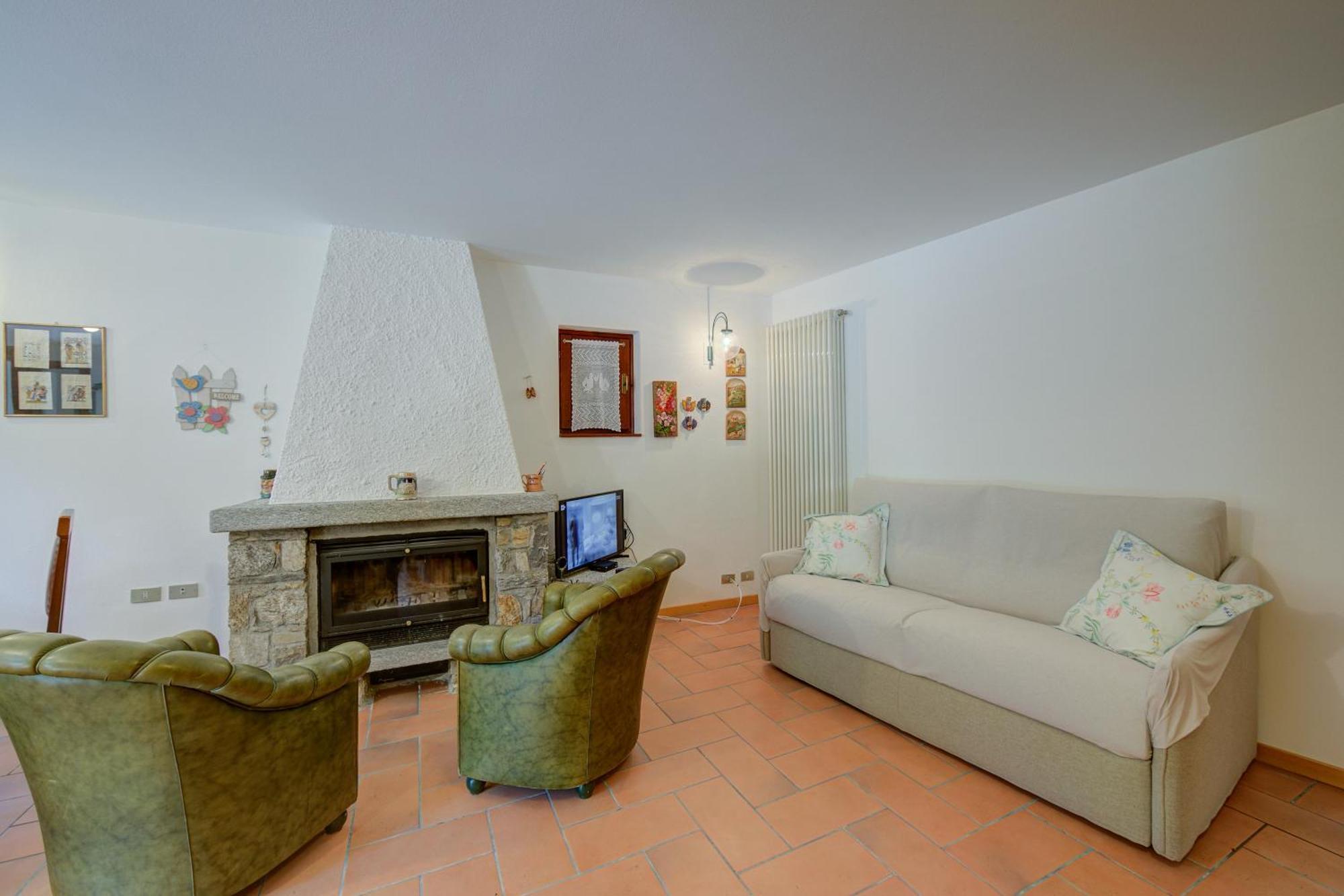 Villa Il Castagno Few Min From Beach - Happy Rentals Castelveccana Exteriér fotografie