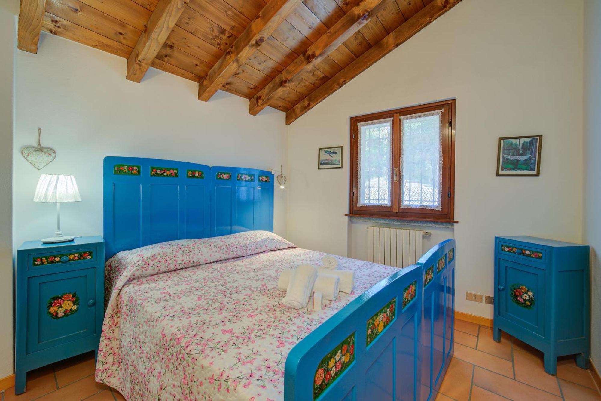 Villa Il Castagno Few Min From Beach - Happy Rentals Castelveccana Exteriér fotografie